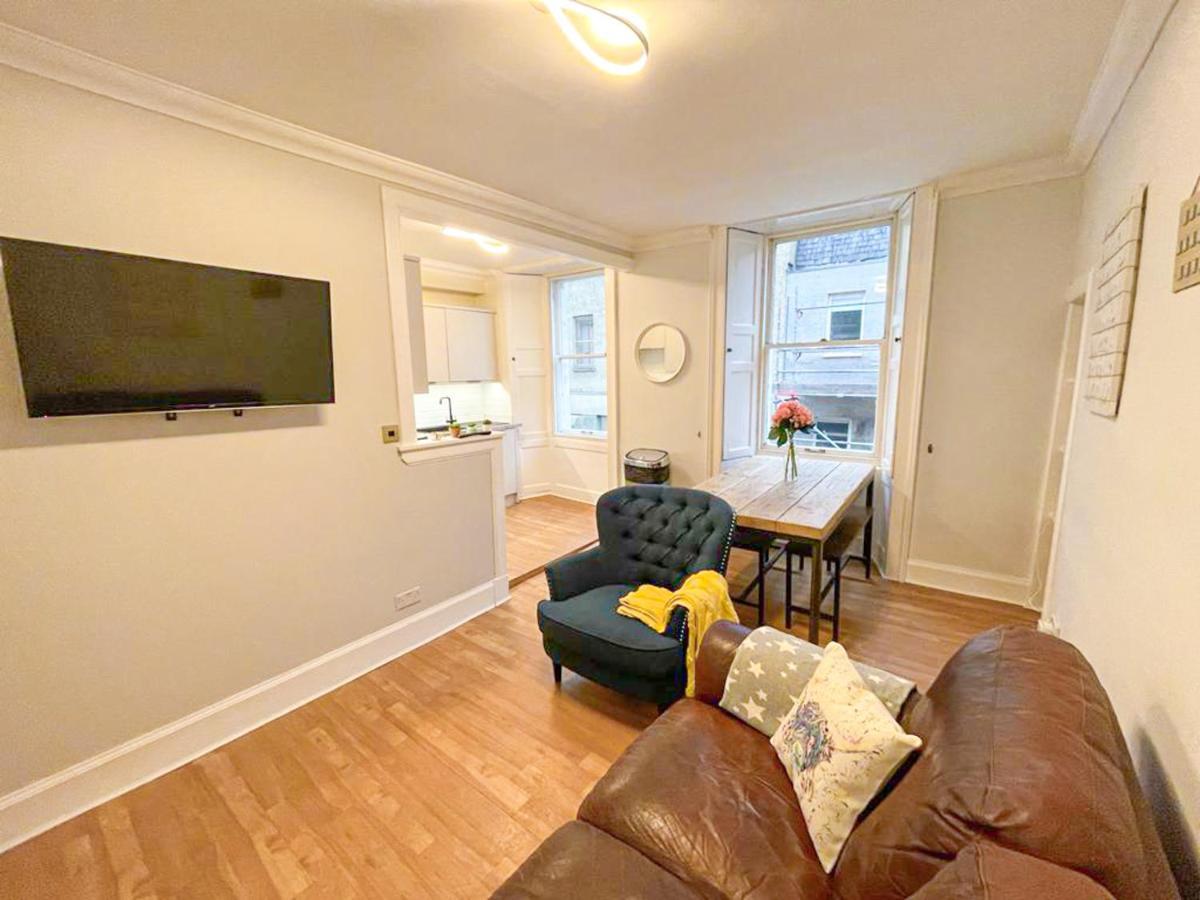 Rose Street'S Hidden Treasure- 2Bed Newly Refurbished Apt Edinburgh Exterior photo