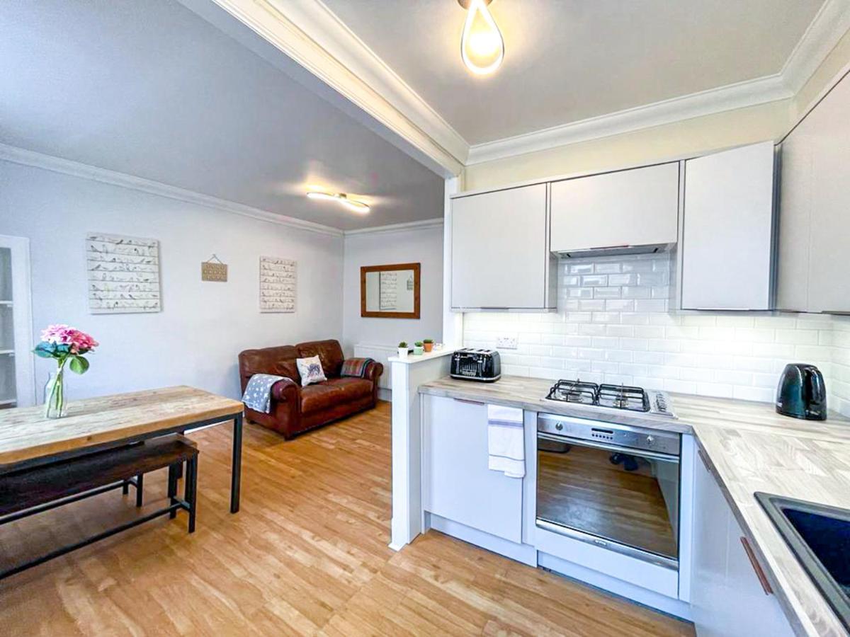 Rose Street'S Hidden Treasure- 2Bed Newly Refurbished Apt Edinburgh Exterior photo